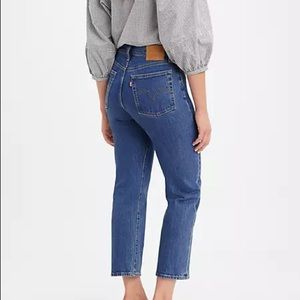 Levi’s Wedgie Straight